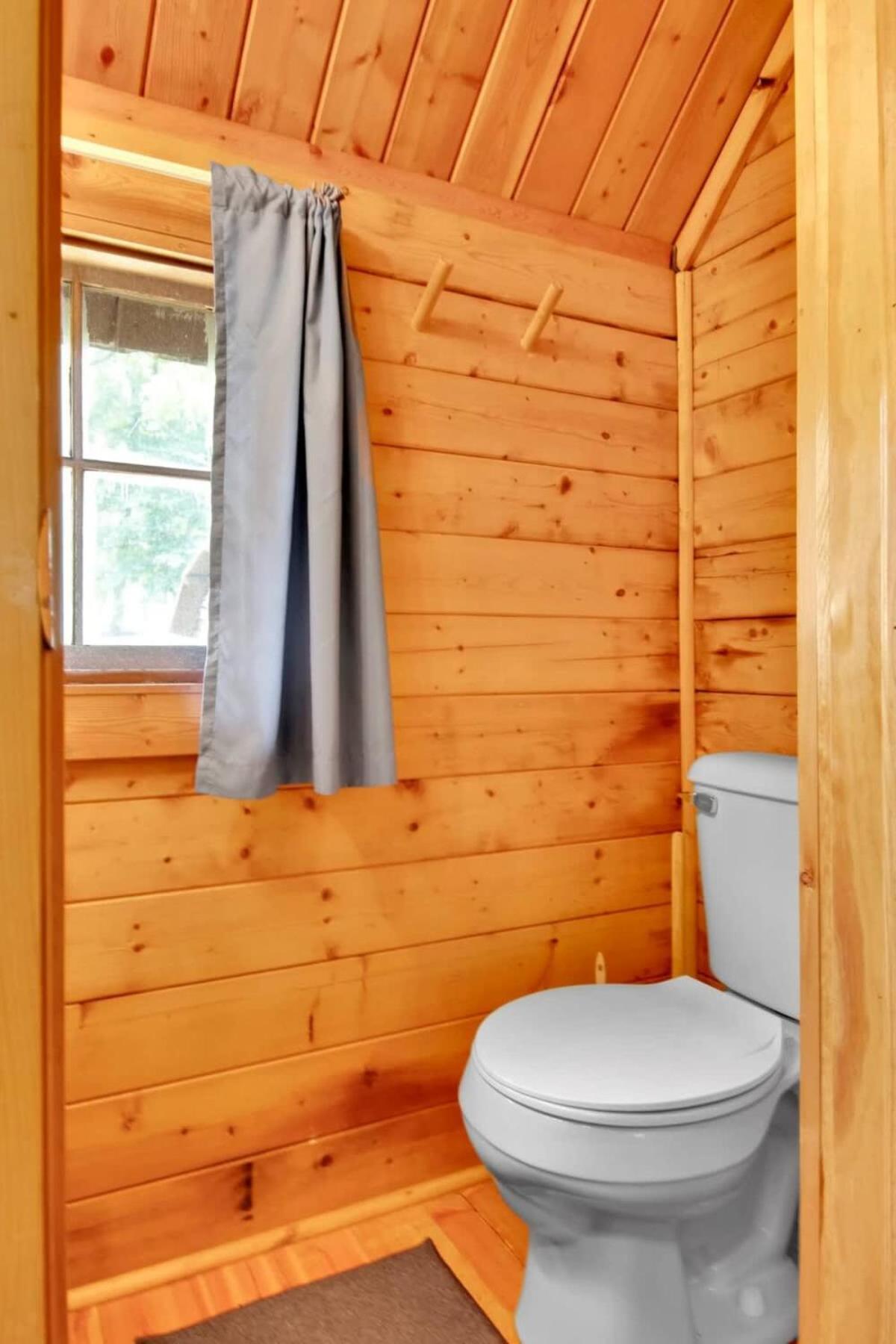 Secluded Rustic Cabin With Views Блумінгтон Екстер'єр фото